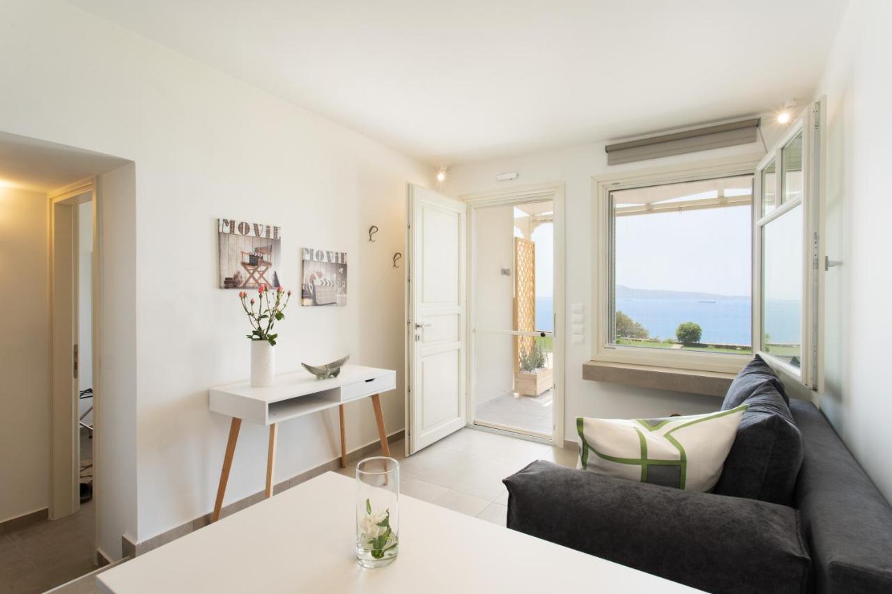 Villa Itis - Elegant Ground Floor Suite With Terrace & Great View Neapoli Voion ภายนอก รูปภาพ